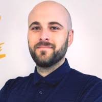 100+ perfiles de «Mclane-»