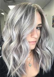 There Are Many Amazing Medium Length Hairstyles To Choose From To Make Your Hair Look Incredible Ch Silver Blonde Hair Platinum Blonde Hair Medium Hair Styles