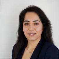 Stacy Embretson's Instagram, Twitter & Facebook