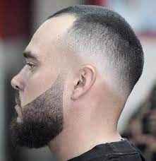 Buzzed Skin Fade Best Hairstyle For Men With Receding Hairline Men S Hairstyles Meilleures Coupes De Cheveux Coupe De Cheveux Style De Coupe De Cheveux