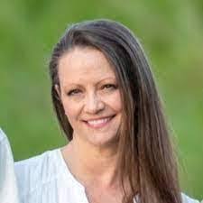 Candice Murdock's Instagram, Twitter & Facebook