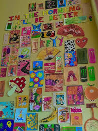 Shop affordable wall art to hang in dorms, bedrooms, offices, or anywhere blank walls aren't welcome. Easy Aesthetic Paintings Ideas Novocom Top