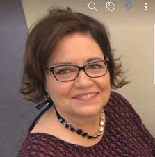 I haven't seen anyone post about this, but does anyone have shifting  eyesight?