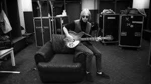 images?q=tbn:ANd9GcSB9dJ1IbRAspV1vGoX9bI