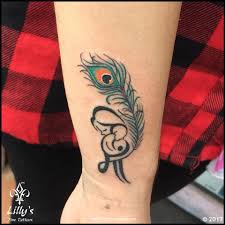 Maa Tattoo With Peacock Feather Tattoo By Deepak Vetal At Lilly S Fine Tattoo Maatattoo Peacock Feathe Mom Tattoo Designs Mom Tattoos Mom Dad Tattoo Designs