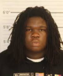 POLICE: Man allegedly robbed woman, dragged her by fanny pack