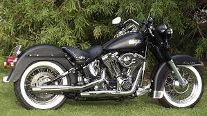04 Heritage I Love The Matt Black Sinister And Beautiful Harley Davidson Custom Harleys Cool Motorcycles