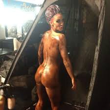 Jodie Marsh posts up photo of her actually naked, we blush but stare at her  bum - OK! Magazine