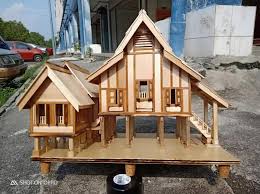 Ia sesuai untuk hidangan sekeluarga. Rumah Replika Rumah Replika Tradisional Pahang New Edition