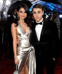 Strong msxiii versionjustin bieber & selena gomez. Selena Gomez Justin Bieber Sorry Remix Lose You
