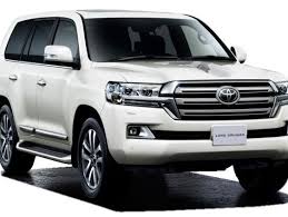 How much weight can a toyota land cruiser carry? Toyota Land Cruiser Price Images Colors Reviews Carwale