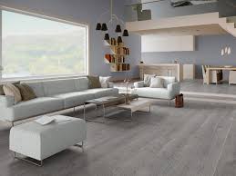 الباركيه في الداخل 34 صوره الألوان الأسود والأبيض للطلاء في الشقة والملمس من ينجي الظلام والبلوط الطبيعي في المناطق الداخلية من الغرفة