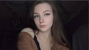 Dachshund Plays Dachshund-Opoly to Fight Winter Boredom