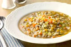 Passato ferragosto sono in molti coloro che iniziano a pensare al rientro e ai tanti primo giorno colazione: Che Cos E La Dieta Del Minestrone Menu Vantaggi Svantaggi E Risultati