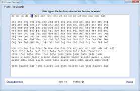 Schriftzeichen, die häufig falsch getippt werden, werden auch sofort häufiger diktiert. Kostenloses Programm 10 Finger Schreiben