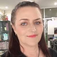 Jaqueline Smith's Instagram, Twitter & Facebook