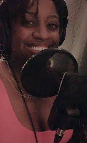 Sydney Grant's Instagram, Twitter & Facebook