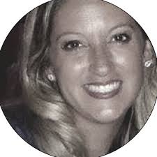 Robyn Roman's Instagram, Twitter & Facebook