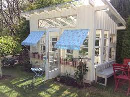 Dieses Mal Beim Dach Vom Gartenhaus Ja Es Ist Endlich Fertig Das Dach Aus Unbehandelten Larchenholz Fassadenbrette Gewachshaus Hutte Garten Gartenhaus