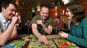 Fue manufacturada por primera vez en 1887 por don clemente jacques y aún se vende en todo méxico y algunas renae joyful always: Los Juegos De Mesa Se Vuelven A Jugar En La Mesa Bbc News Mundo