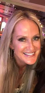 Obituary information for Leslie Bourg Huth