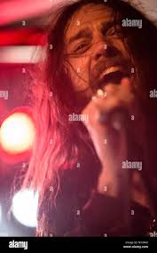 La American hard rock band Scorpion bambino si esibisce dal vivo a livello  di Unione europea di scena in Drammen.. Qui la cantante Aryn Jonathan nero  è visto dal vivo sul palco.