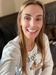 Tania Tate's Instagram, Twitter & Facebook