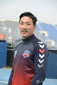 국대 출신 축구선수, 초등생 시절 후배 성폭행…의혹 '부인' 종합, 변호인 20년 지났지만 여전히 고통 선수 측, 폭로 사실 전면 부인 ì„±í­í–‰ í˜ì˜ ì¶•êµ¬ì„ ìˆ˜ ê¹€ë³'ì˜¤ ê´Œ ë²•ì›ì„œ ë¬´ì£„ í‰ê²° ì—°í•©ë‰´ìŠ¤