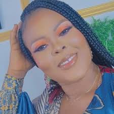 Farida Mohammed (@Pha_ree_dah)