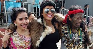 By callie braun may 31, 2021. Panglima Kumbang Suku Dayak Kalimantan