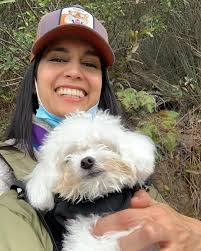 🐯🥾🐶 If you see a crazy happy woman