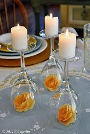 Entre estos elementos están las flores. 17 Ideas Para Decorar Una Mesa De Comedor