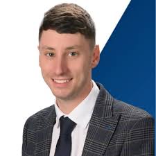 Research suggests you're 65% more likely to achieve a goal if you say it  publicly. And 95% more likely if someone holds you to it. So here it is.  All roads lead