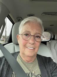 Hello, I'm Eileen and something to know about me is