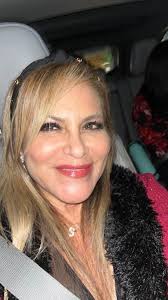 Hello everyone. I graduated from Great Mills hs in 1977. Those who knew me  knew me as Evelyn Roach.