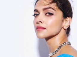 Deepika padukone, born 5 january 1986 in copenhagen, denmark, is an indian model & actress. Watch Deepika Padukone Gives The Term Outstanding Student A New Meaning Hindi Movie News Times Of India