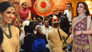 Nita Mukesh Ambani Anant Ambani Akash Shloka All Set For Isha Ambani And Anand Piramal S Wedding Anil chachu ke bankruptcy ka asli reason yeh photo hai. nita mukesh ambani anant ambani akash