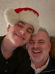 Në Pleshinën e bukur 💙 Bashkë me kandidatët për Asamble, Besim Haziri dhe  Sherif Hoxha, sonte bashkëbiseduam me banorë dhe përkrahës, njerëz  punëtorë, që e duan zhvillimin, rendin dhe një Ferizaj të