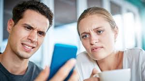 Eine perfekte geschenkidee für ihre mutter, ihren vater, ihre schwester, ihren bruder, ihre oma, ihre frau, ihren ehemann und alle anderen. Christian Drosten Der Mann Der Stunde In Der Coronakrise Gala De