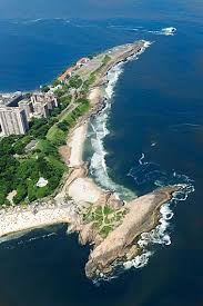 Praia Do Arpoador Rio De Janeiro Brazil Travel Brazil Beaches Places To Travel