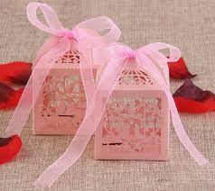 # sangat bermanfaat # tetamu boleh menggunakannya # sentiasa menjadi tanda ingatan # murah # simple dan cantik. 52 Idea Goodies Kahwin Terbaik Dan Comel 2020 Infosantai