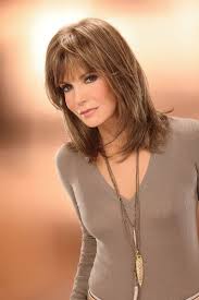 стрижки для женщин после 45 лет с круглым лицом Modnye Zhenskie Strizhki Posle 40 S Foto 2017 Goda Strizhki 2017 Dlya Zhenshin Posle 40 Let Kotorye Molodyat Strizhki Dlya Zhenshin 45 Strizhka Pricheski Zhenskie Strizhki