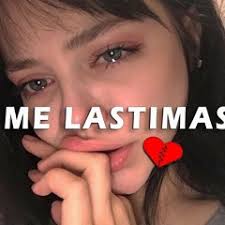 Tammy Andres's Instagram, Twitter & Facebook