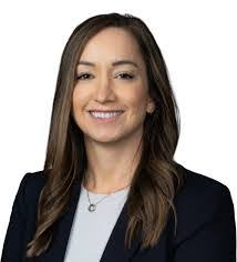 Dee Stark's Instagram, Twitter & Facebook