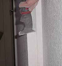 Looking at model homes, most of them have rounded sheetrock corners. Repairing Damaged Drywall Cornerbead The Practical House Painting Guide