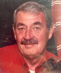 Charles Kinlaw's Instagram, Twitter & Facebook