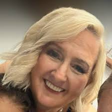 Are crutches allowed in the haunted mazes at KD?