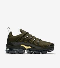 4.6 out of 5 stars 947. Nike Air Vapormax Plus Cargo Khaki Amp Metallic Gold Erscheinungsdatum Nike Snkrs De