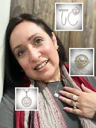 Why wear one pair of pearl earrings when you can wear two? Willie Creek  Pearls ambassador Tara Rawson wears Australian South Sea cultured pearl  hook earrings paired with some simple studs. Ocean