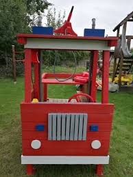 Feuerwehrauto Fur Spielplatz Bauanleitung Zum Selberbauen 1 2 Do Com Deine Heimwerker Community Kinder Spielplatz Garten Spielplatz Kinderspiel Im Freine